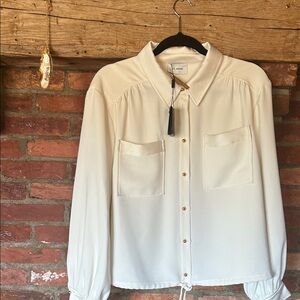 Gorgeous St. John blouse with satin trim. NWT